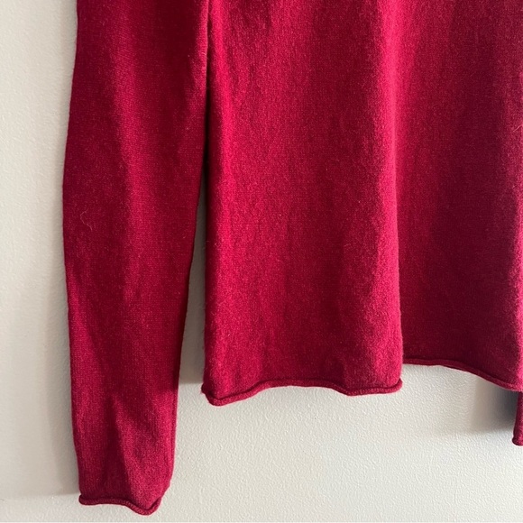 Philosophy Dane Lewis Deep Red 100% Cashmere Crew Neck Sweater Sz M - Picture 4 of 16